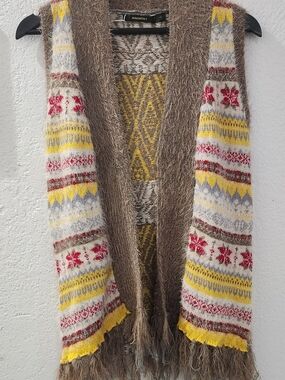 Radzoli Women's Patterned Fringe Open Sweater Vest - Yellow, Red, Brown, Grey